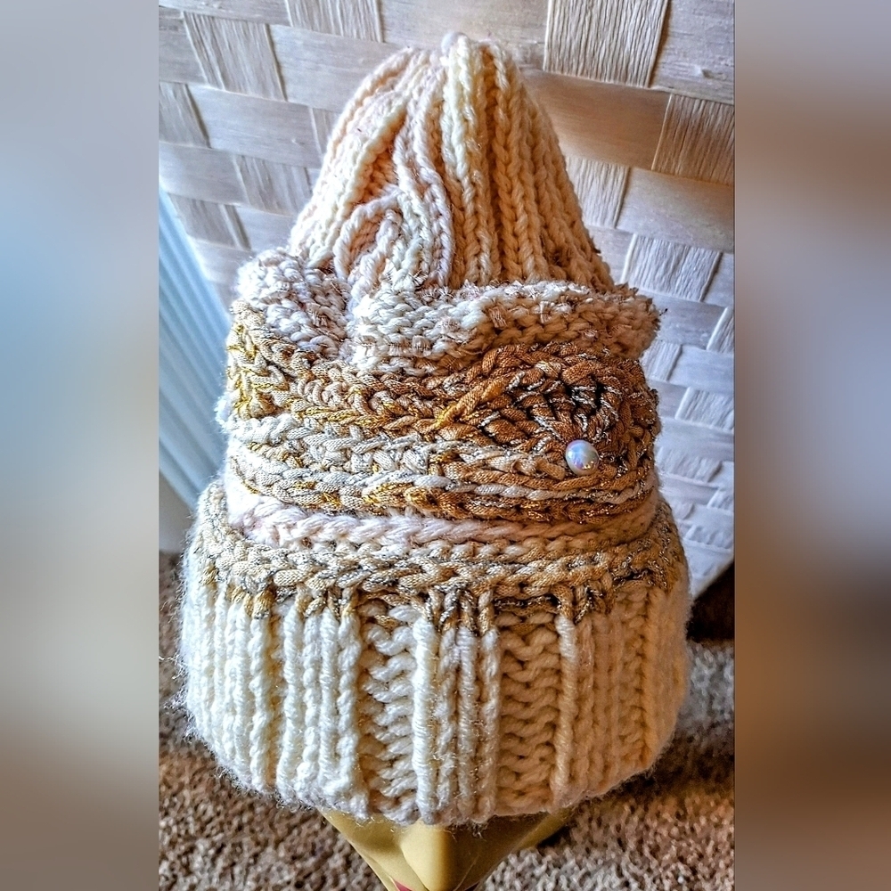 NWT Artisanal Cashmere Blend Monochromatic Beanie - Picture 9 of 11